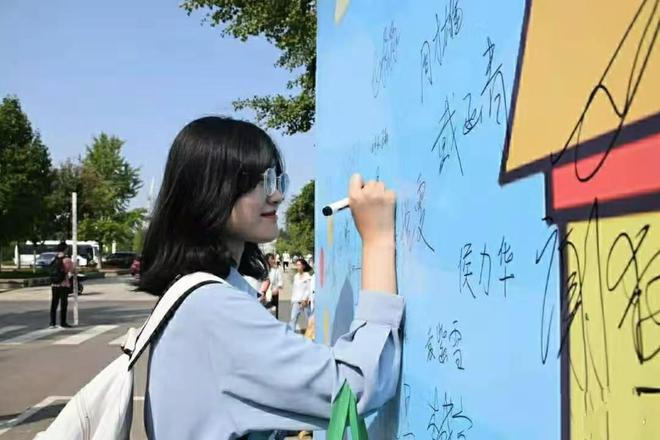 学毕业证如同废纸学生根本无法就业！凯发天生赢家湖北害人不浅的6所大